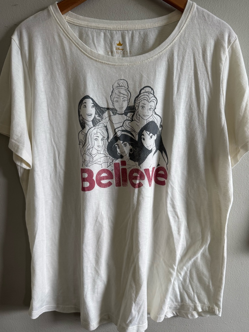 Disney Princess graphic Tshirt size XL